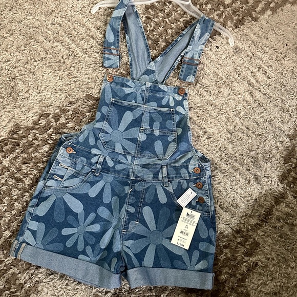 Girls overalls - Picture 3 of 4